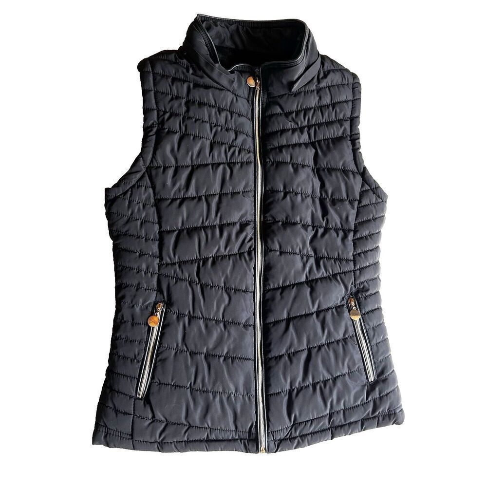 YMI Women’s Black Puffer Vest Jacke  Gold zipper sleeveless pockets Accents  XL.